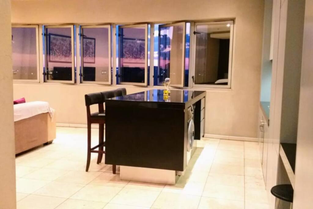 יוהנסבורג 1007-Stunning Studio Apt With Incredible Joburg Views מראה חיצוני תמונה